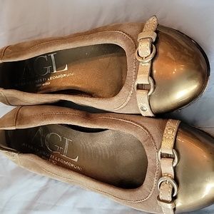 Attilio Giusti Leombruni ballet flats, tan suede, Bronze tips and accents sz 37